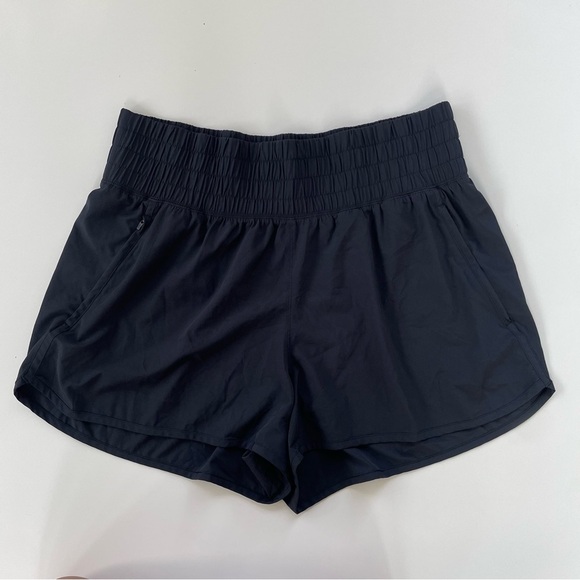 Abercrombie & Fitch YPB Women's Black High Rise Sporty Shorts Size Large - Picture 1 of 8